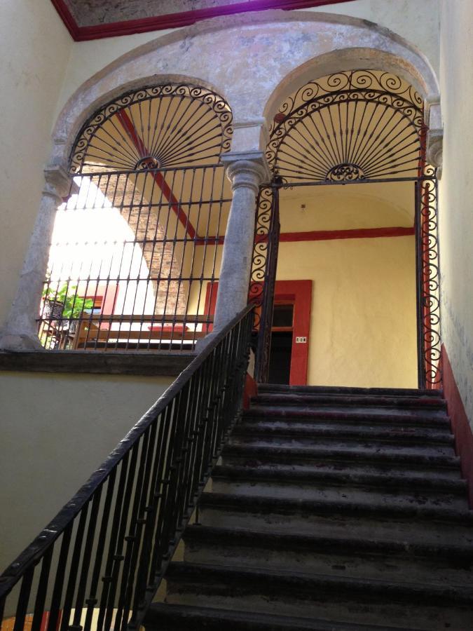 Hotel Travel Puebla Buitenkant foto