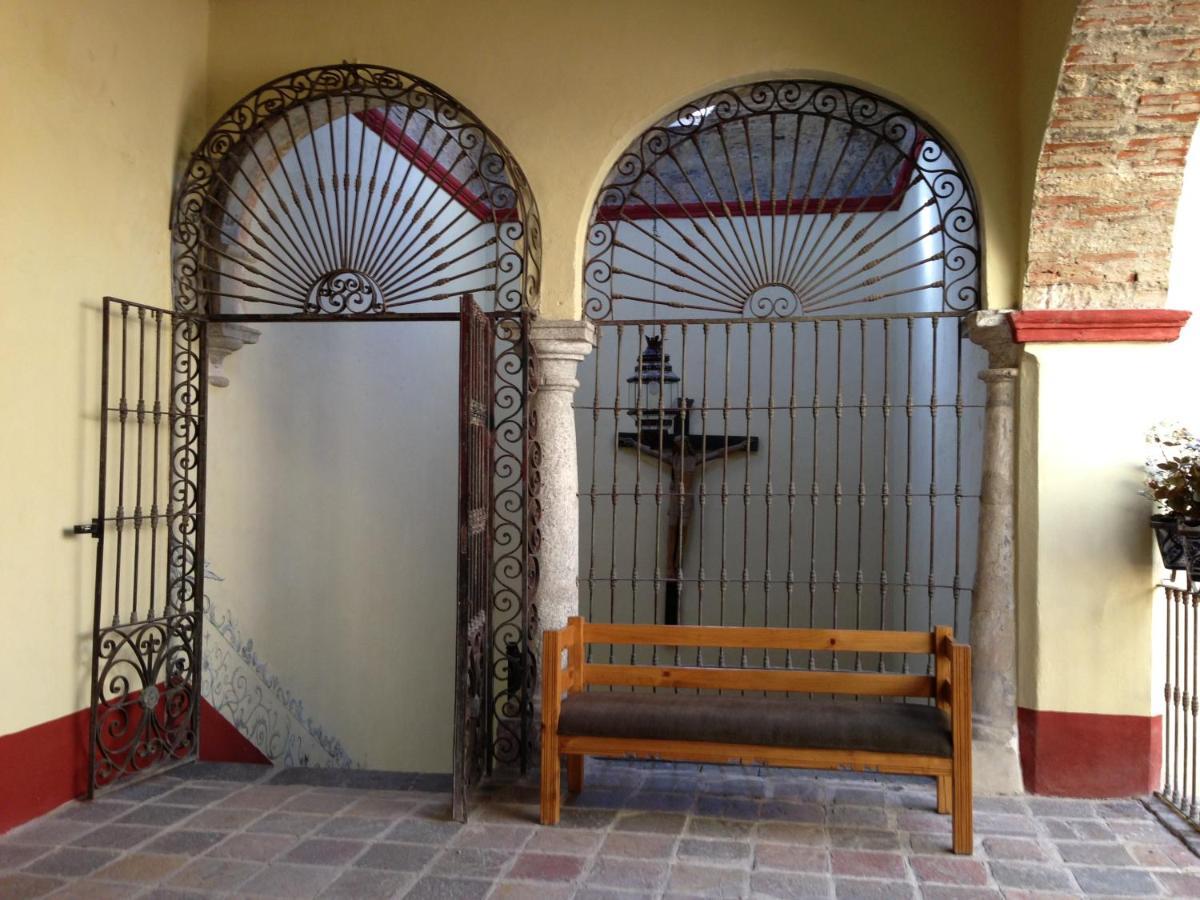 Hotel Travel Puebla Buitenkant foto